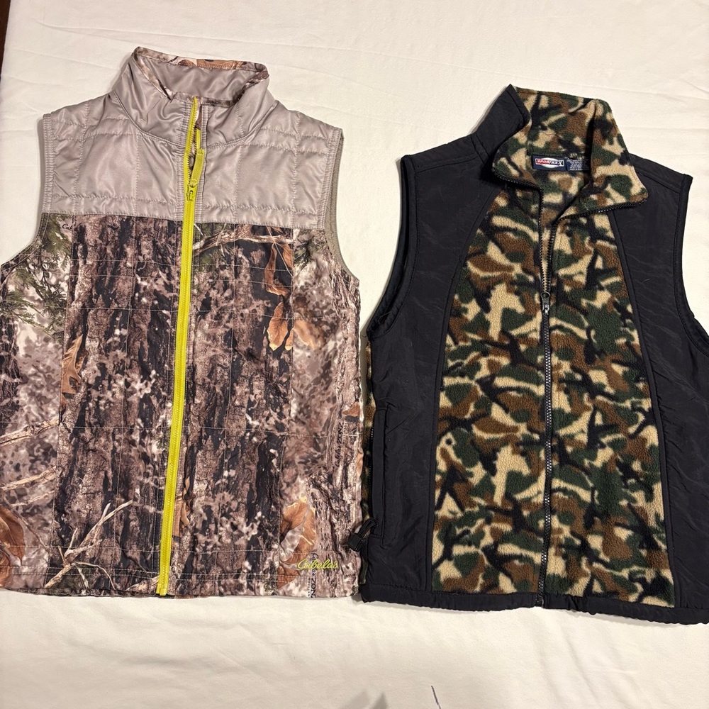 Kids Camouflage vest Cabelas and Sportrax Brand